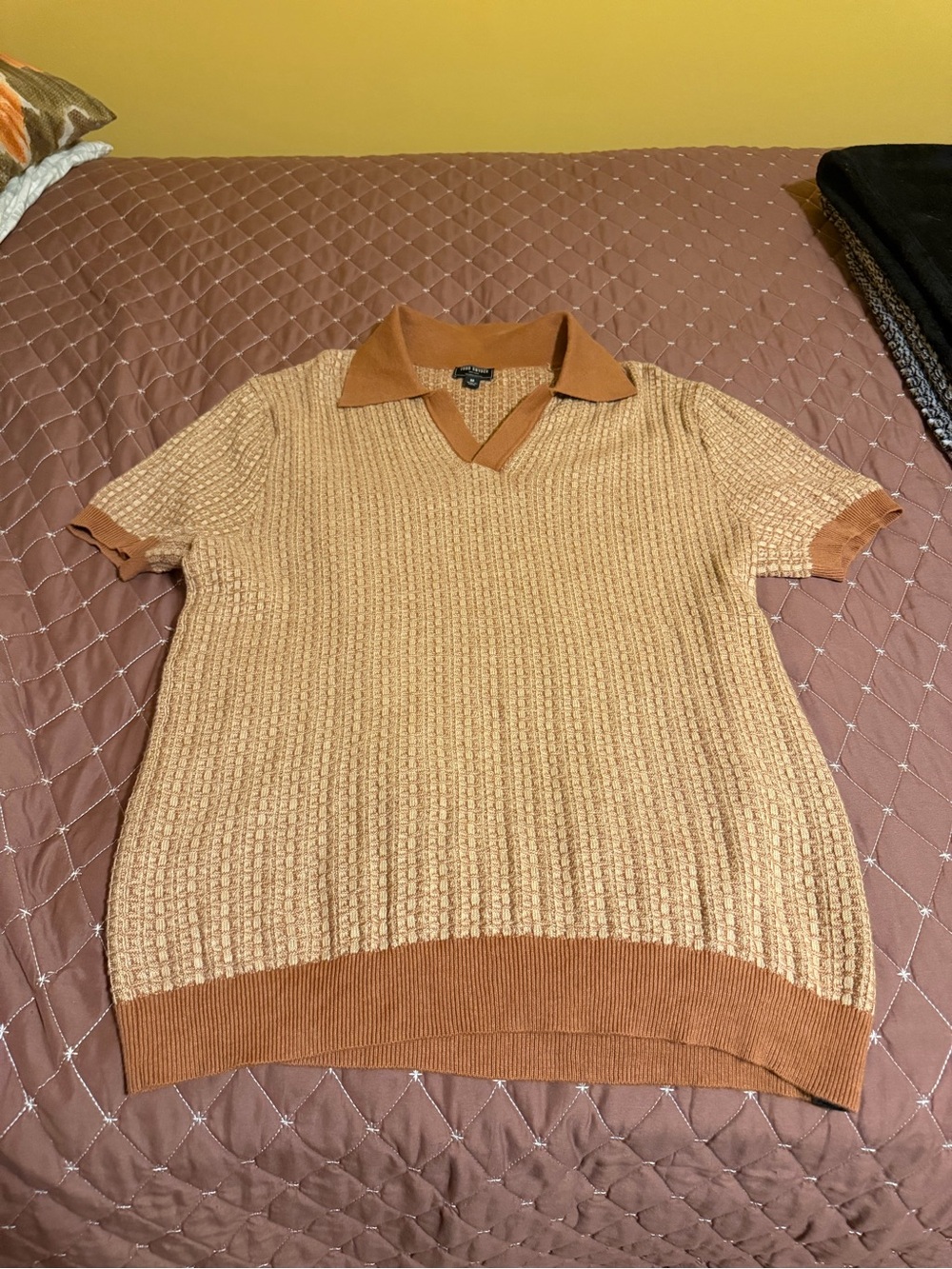 Todd Snyder Short-Sleeve Knit Polo in Camel and Tan